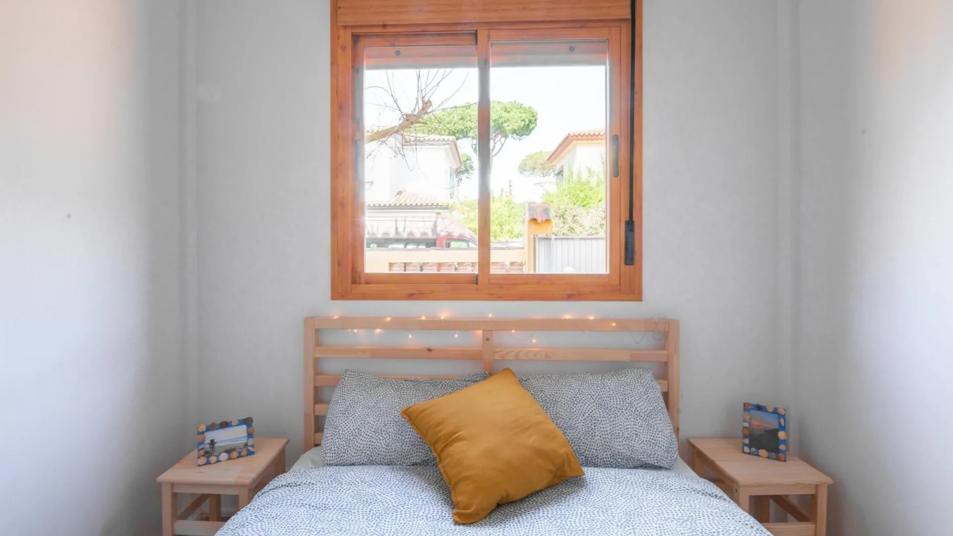 Namawa Surfhouse Hostel Chiclana de la Frontera