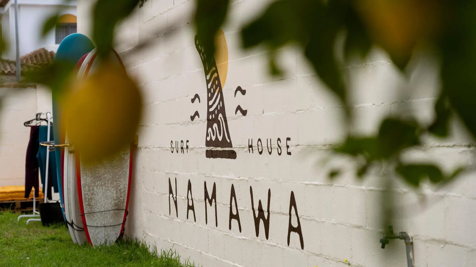 Namawa Surfhouse Hostel Chiclana de la Frontera