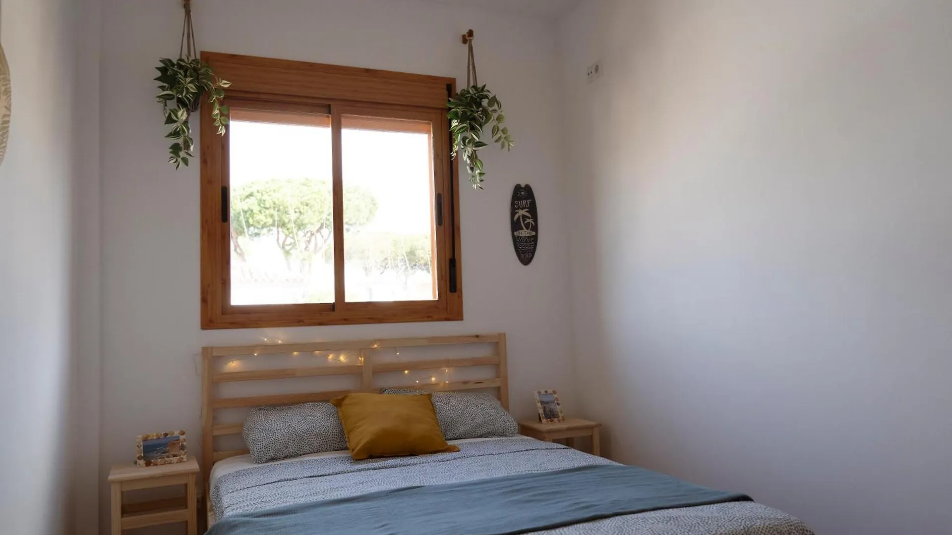 Namawa Surfhouse Hostel Chiclana de la Frontera 0*,  Spain