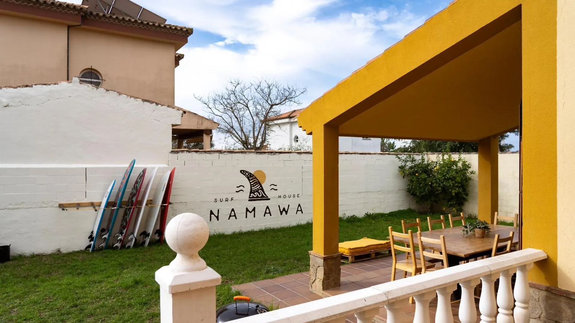 Namawa Surfhouse Hostel Chiclana de la Frontera
